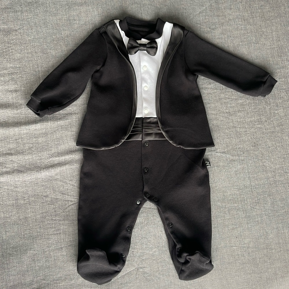 COPY - Lilax Baby Boy Gentleman Tuxedo Footie Christmas Holiday Outfit with Bow…